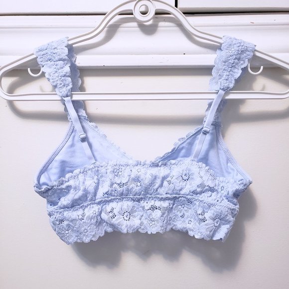 Softest lace classic bralette - Picture 3 of 4